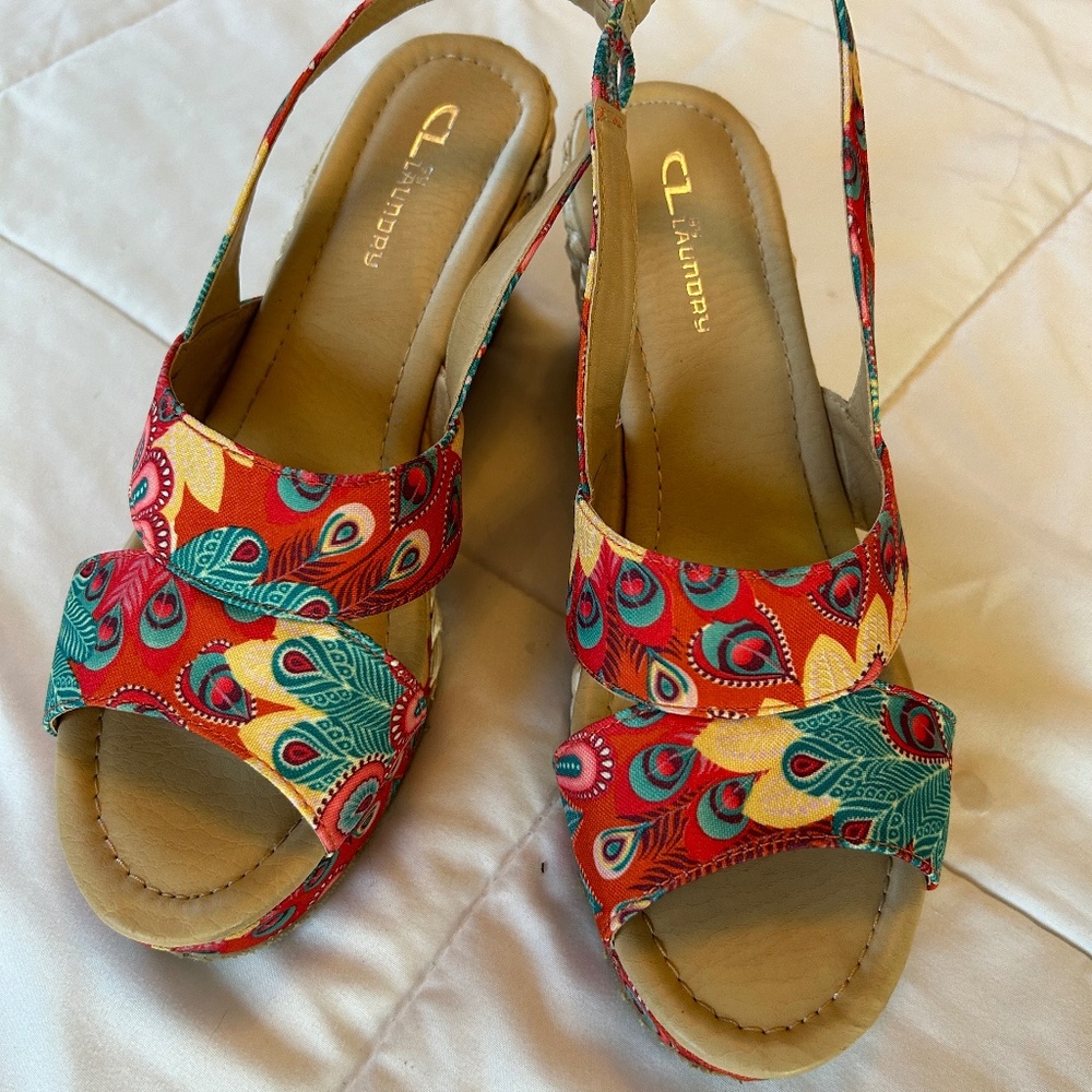 Women's CL Laundry Weave Wedge Espadrille Sandal Floral Paisley Print Size 9.5